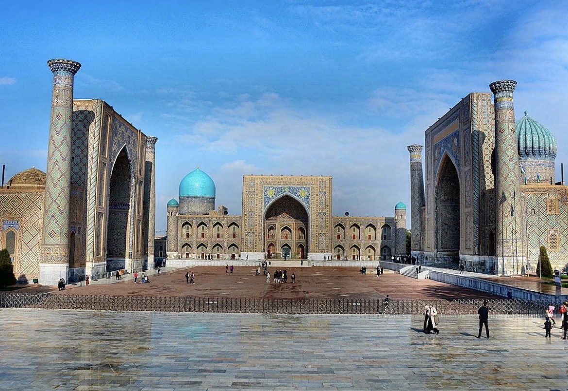 Plaza del Registán en Samarcanda, Uzbekistán